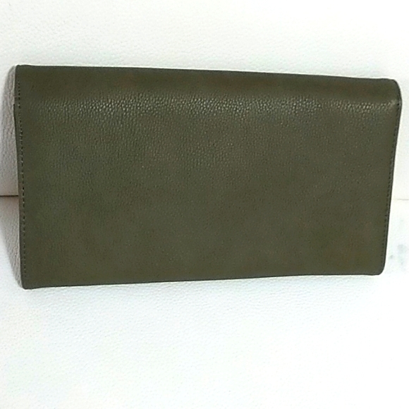 Charming Charlie Army Green Oversized Clutch - Picture 6 of 9